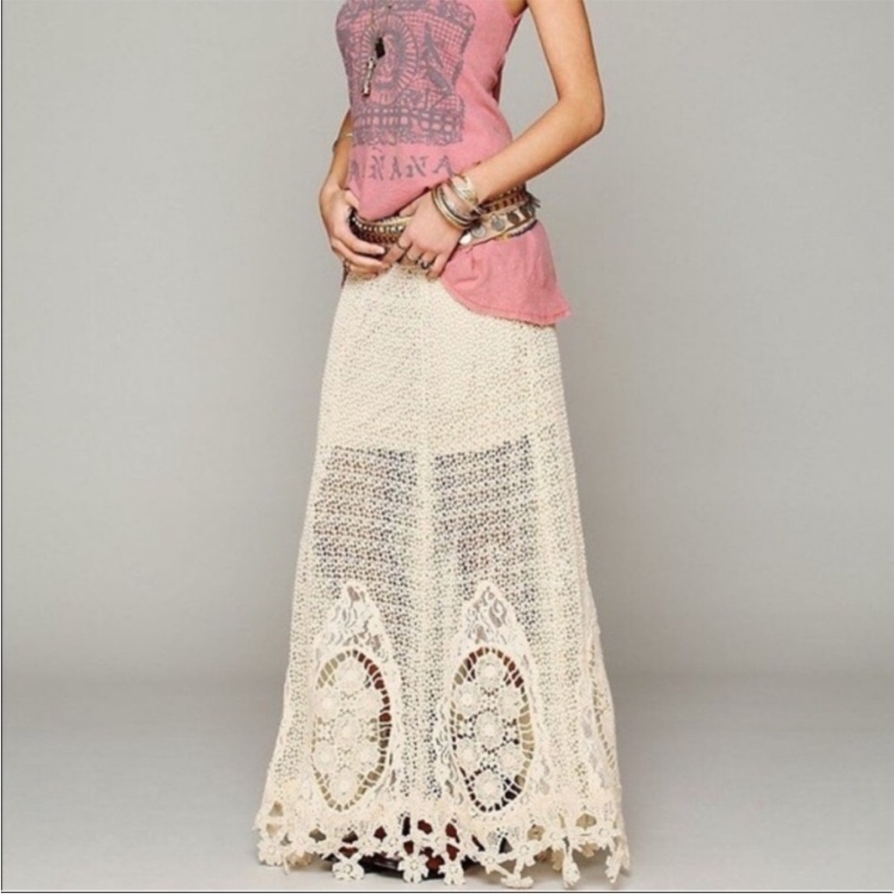 🤍 Free People Mi Amore Maxi Skirt Cream Crochet size 2 Cotton - Picture 2 of 9